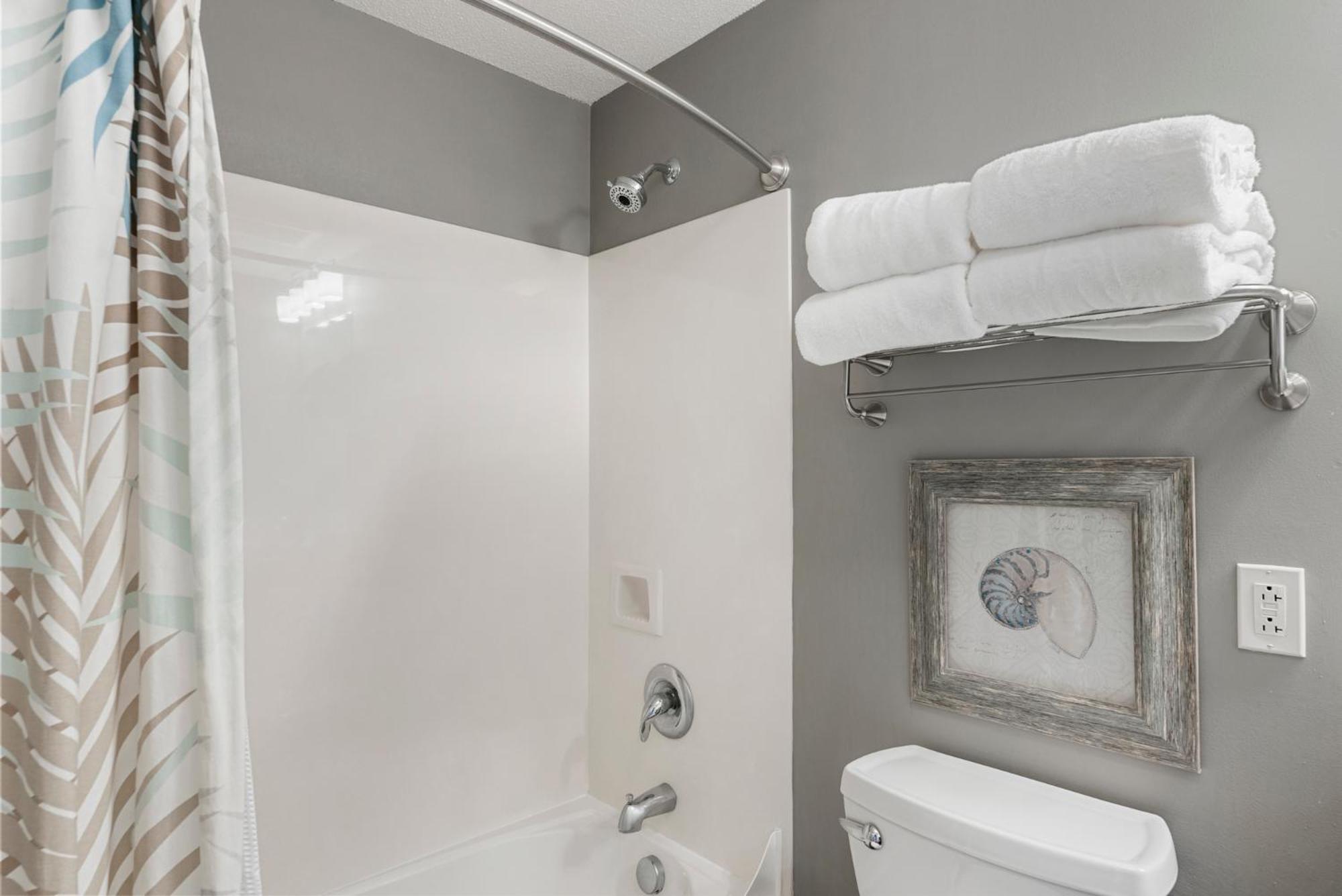 1004 Seychelles Apartment *