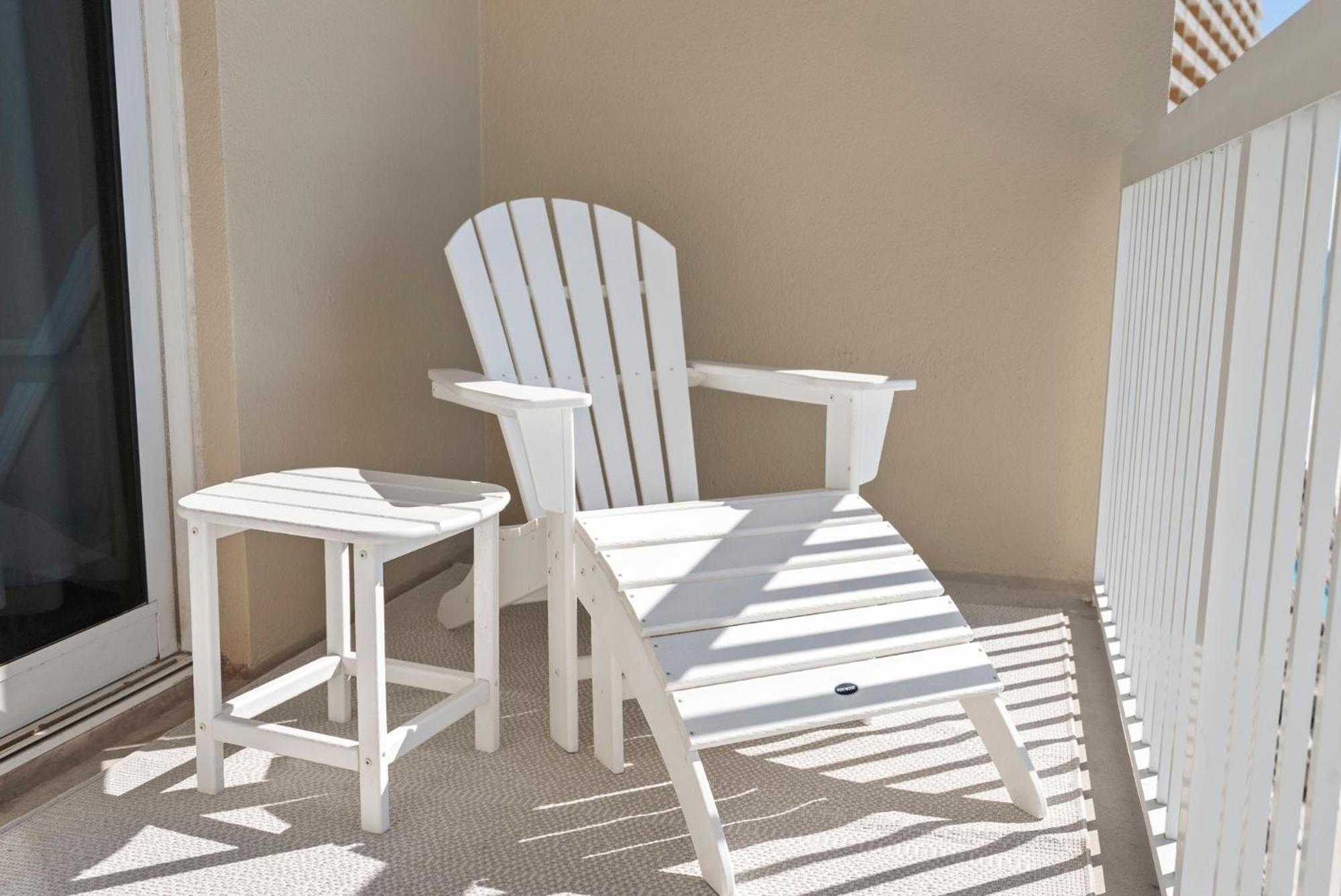 1004 Seychelles Apartment