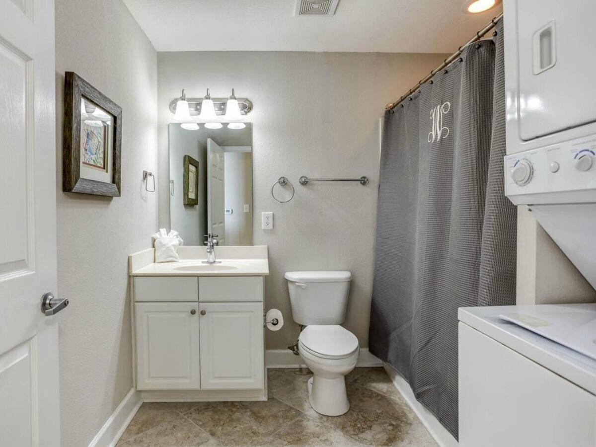 King Master Bedroom, 2 Baths, Free Chairs, Close To Pier Park-1209