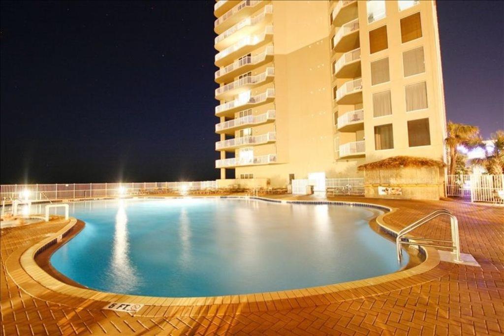 Apartment King Master Bedroom, 2 Baths, Free Chairs, Close To Pier Park-1209 Panama City Beach