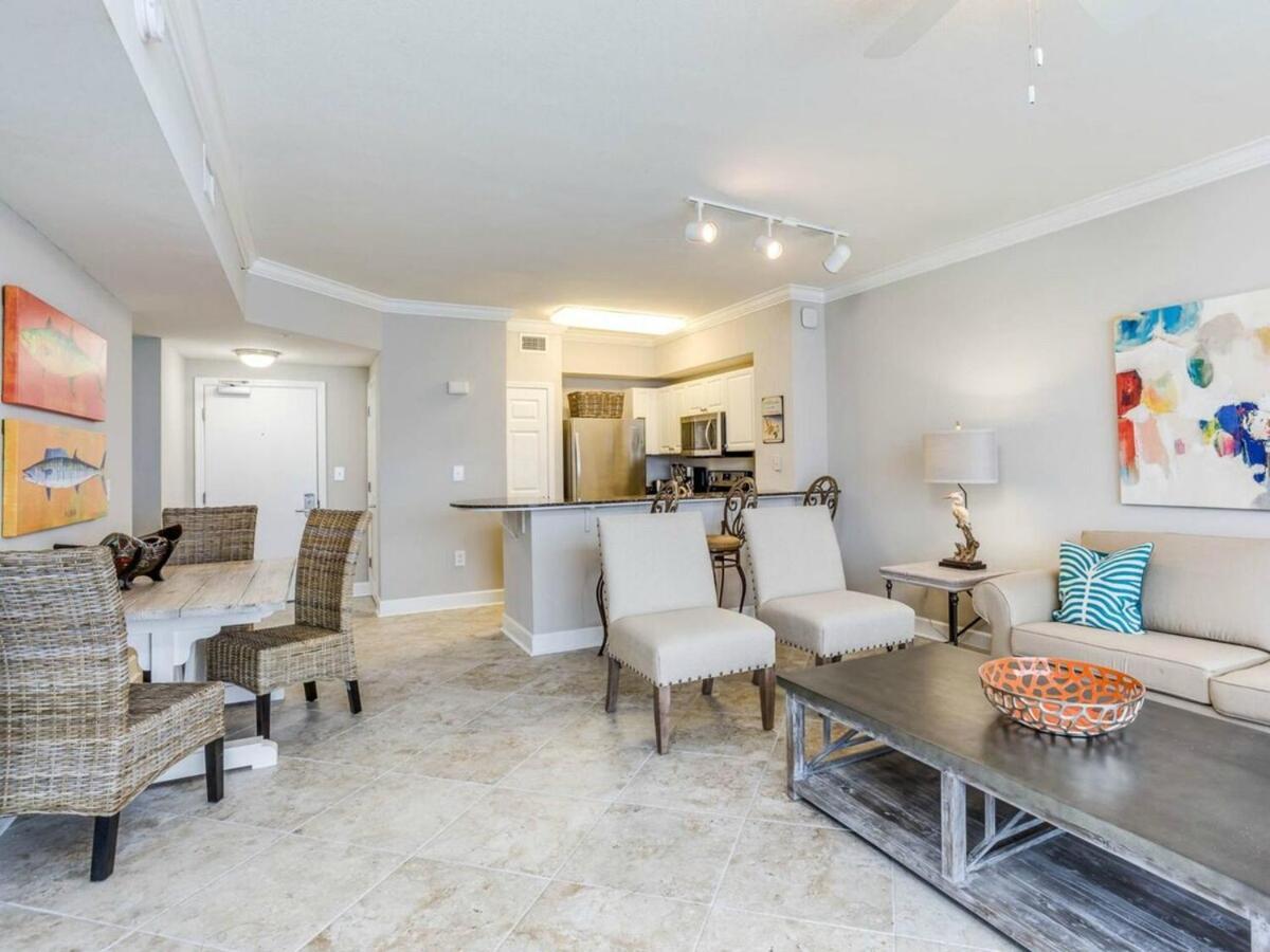 King Master Bedroom, 2 Baths, Free Chairs, Close To Pier Park-1209 Apartment *