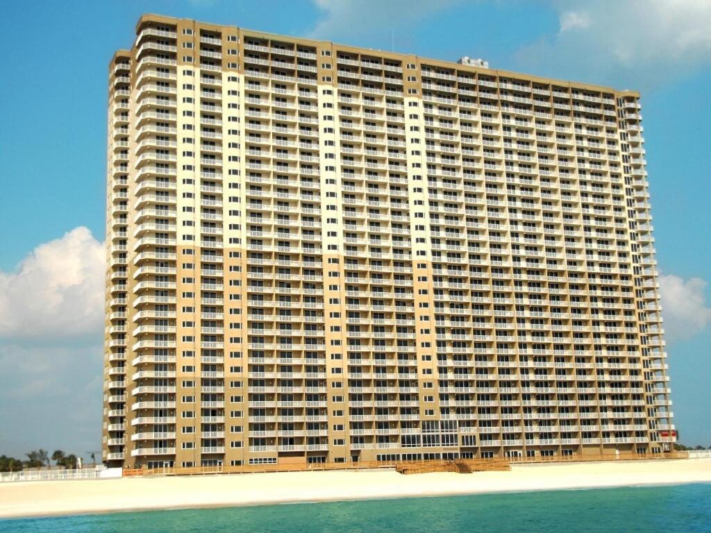 King Master Bedroom, 2 Baths, Free Chairs, Close To Pier Park-1209 Panama City Beach