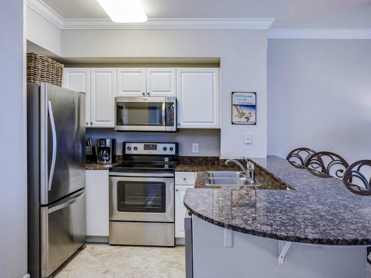 King Master Bedroom, 2 Baths, Free Chairs, Close To Pier Park-1209 Apartment Panama City Beach