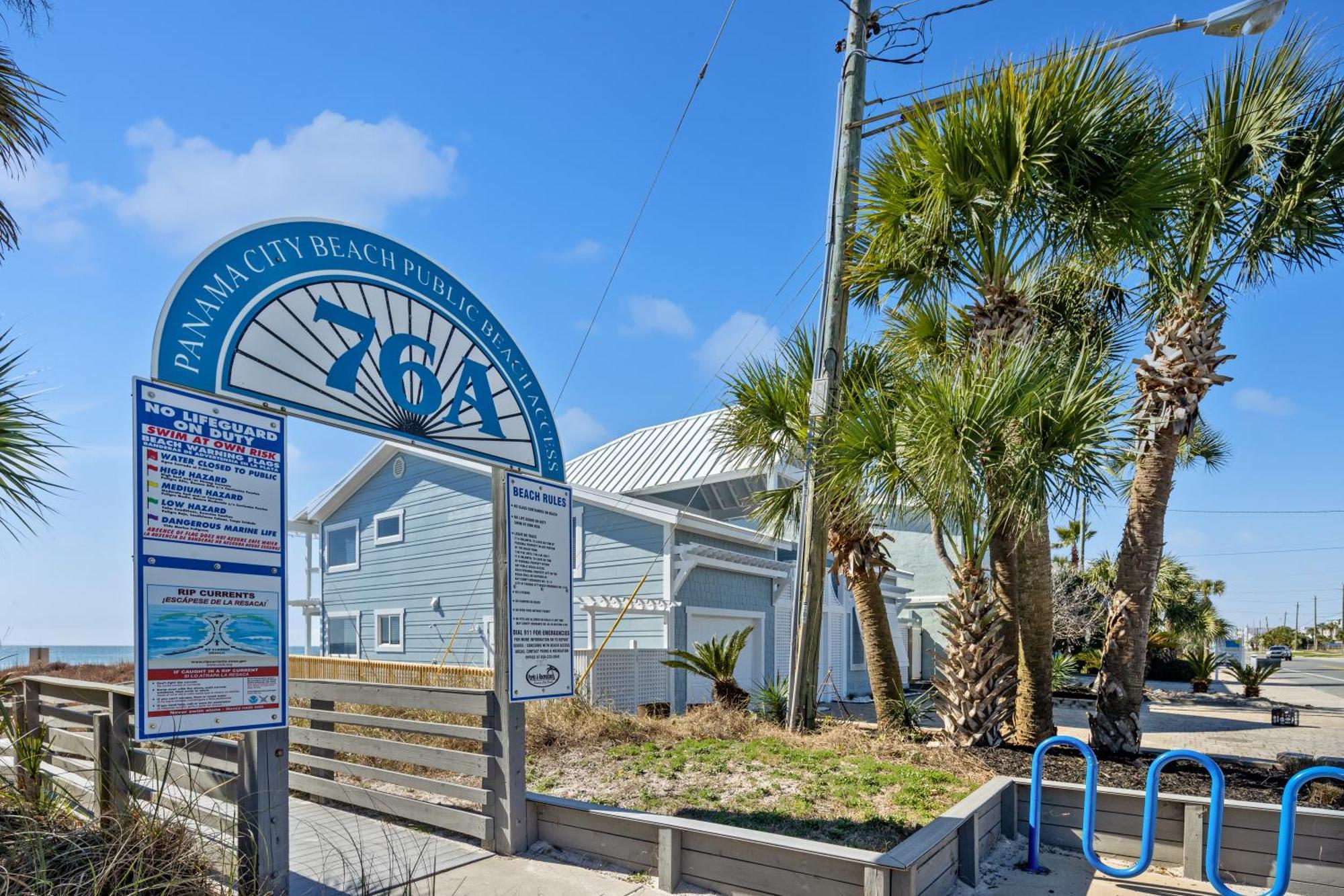 Luxury Gulf Front Property! Directly On The Beach! Sleeps 15!