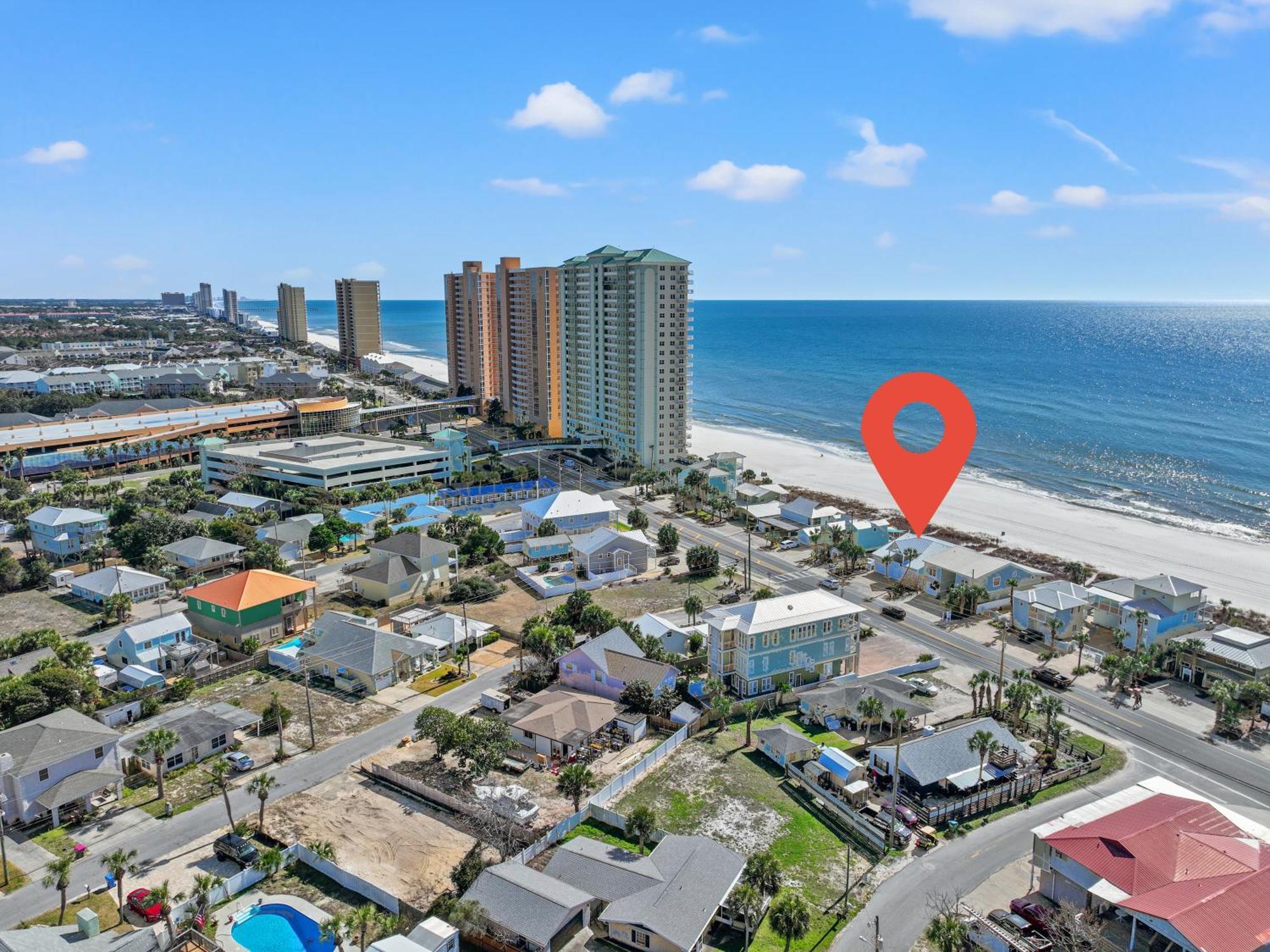 Holiday home Luxury Gulf Front Property! Directly On The Beach! Sleeps 15! *