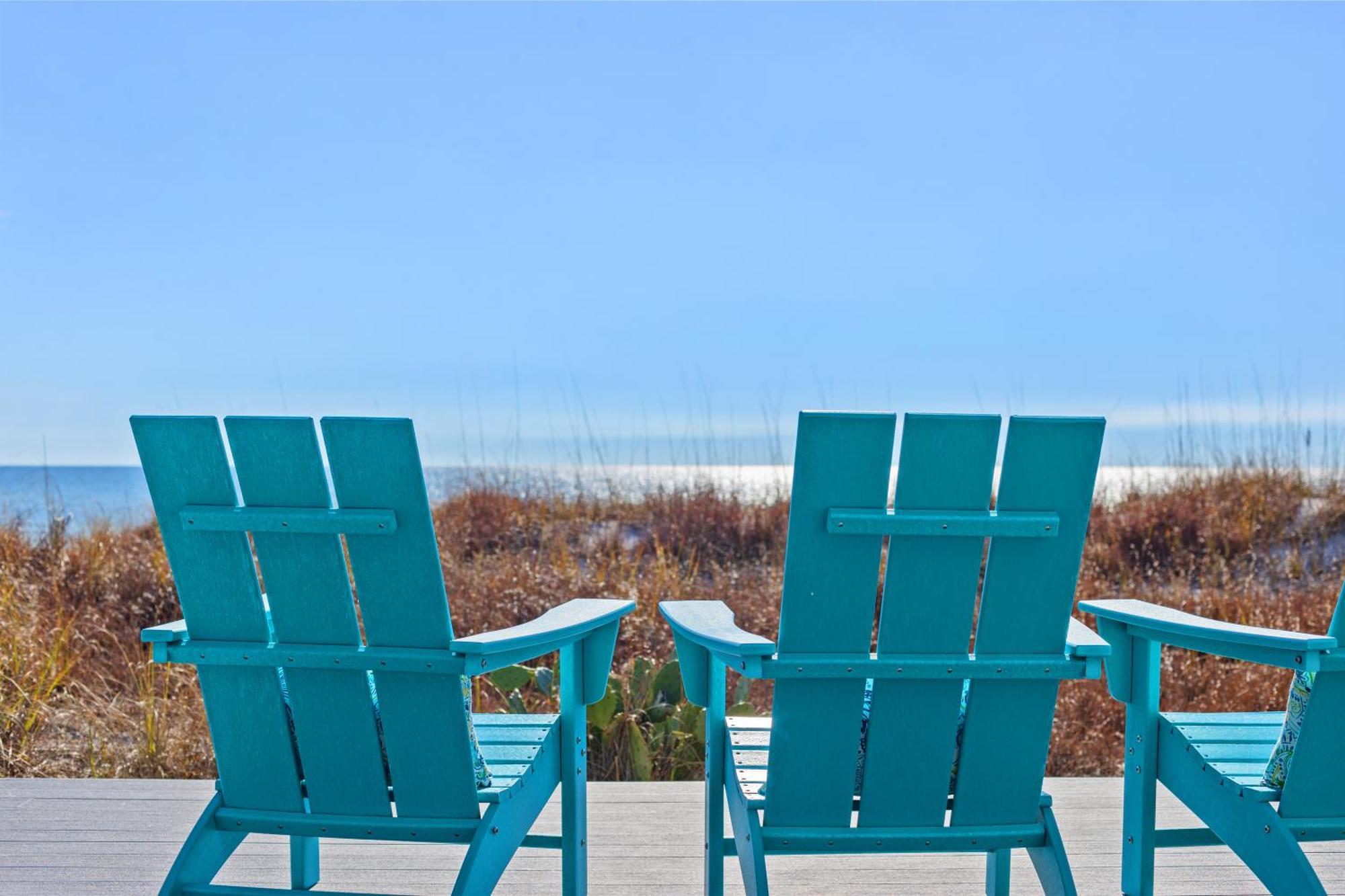 Holiday home Luxury Gulf Front Property! Directly On The Beach! Sleeps 15!