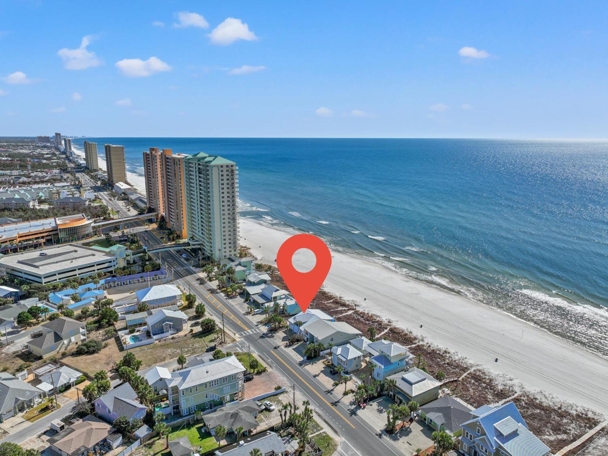 Holiday home Luxury Gulf Front Property! Directly On The Beach! Sleeps 15! Panama City Beach