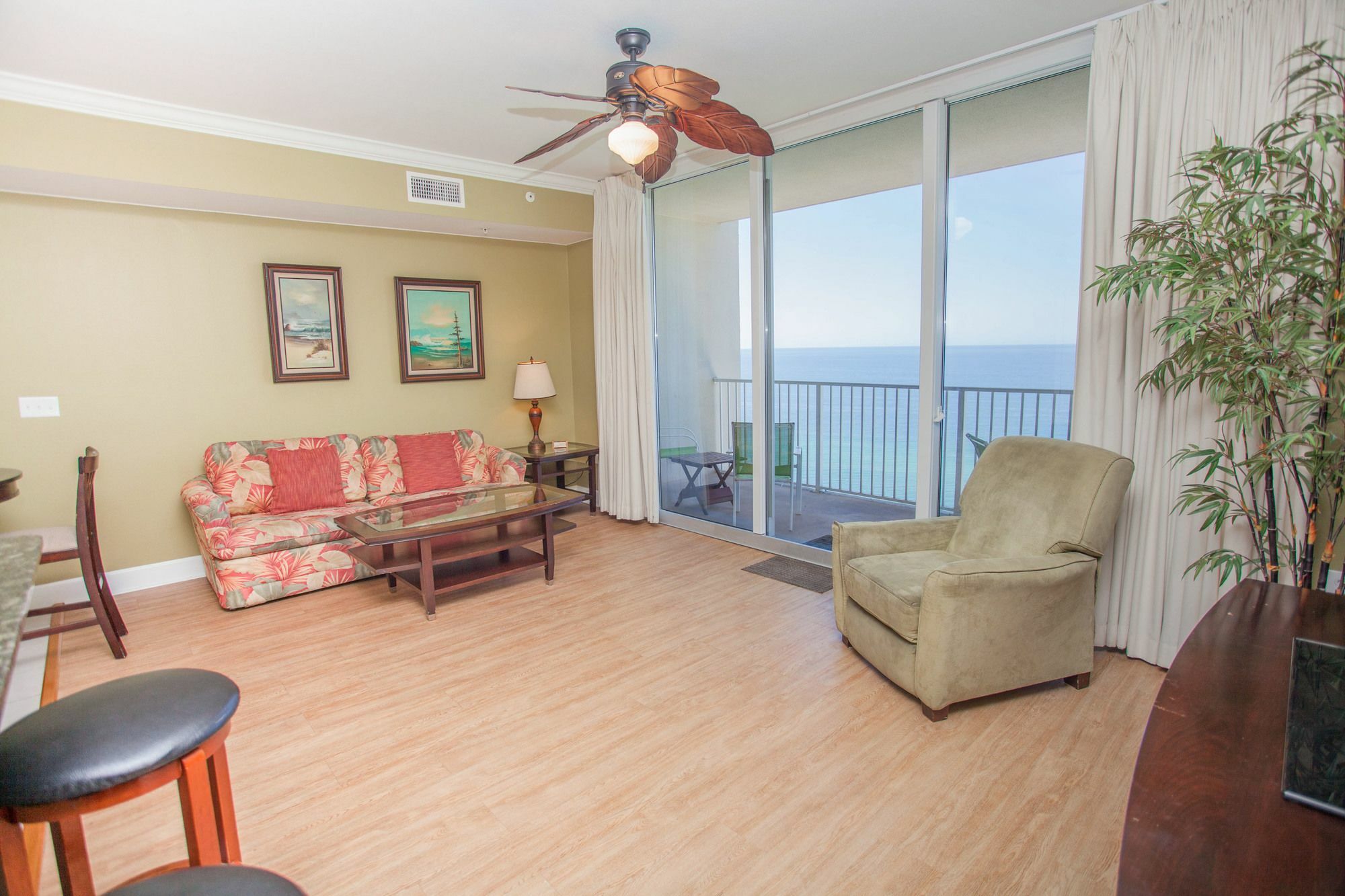 Tidewater 1711 229609 By Redawning Hotel Panama City Beach